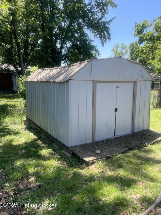 1310 Lacona Ln, Louisville, KY 40213 - view of shed