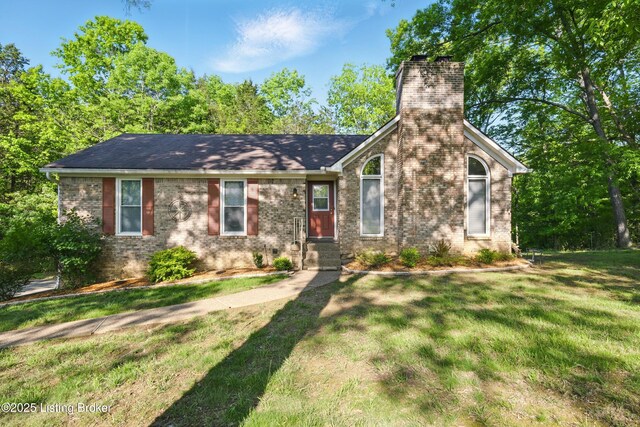 3008 Shady Trace Ct, Crestwood, KY 40014 - view of front facade featuring a chimney, brick siding, and a front lawn