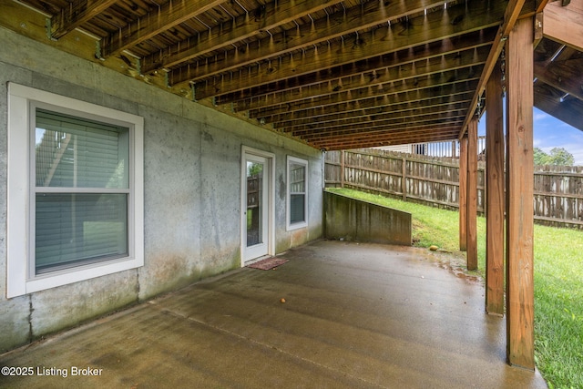 218 Sangria Dr, Vine Grove, KY 40175 - view of patio featuring fence