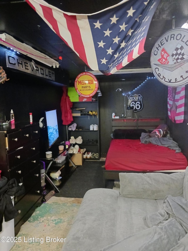 7702 Edna M Rd, Louisville, KY 40258 - view of bedroom