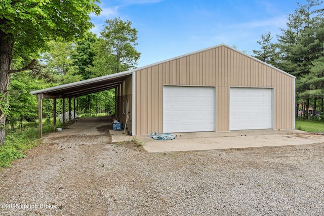 1093 W Bryan Rd, Elizabethtown, KY 42701 - garage featuring a detached garage