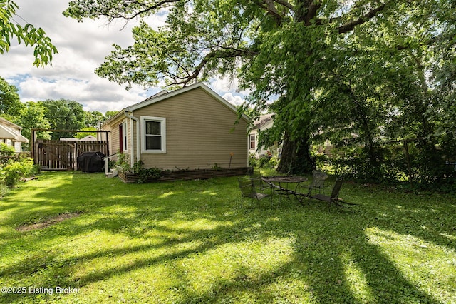 1136 Euclid Ave, Louisville, KY 40208 - view of yard