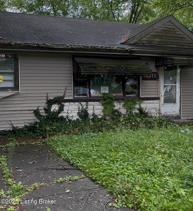 14013 Darwin Blvd, Louisville, KY 40272 - view of doorway to property