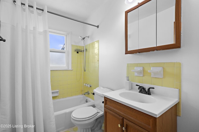 2700 Bagby Way, Louisville, KY 40216 - full bathroom with toilet, shower / bathtub combination with curtain, and vanity