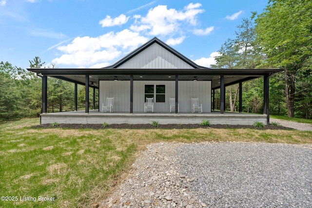 314 Nolin Estates Rd, Clarkson, KY 42726 - rear view of property featuring a porch