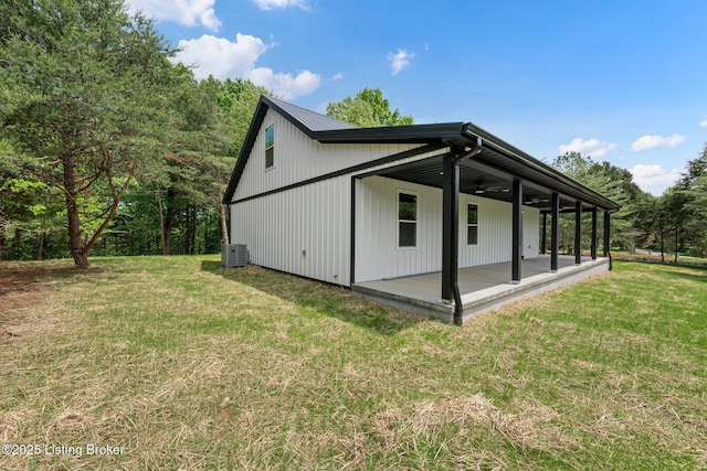 314 Nolin Estates Rd, Clarkson, KY 42726 - view of side of home with cooling unit and a yard