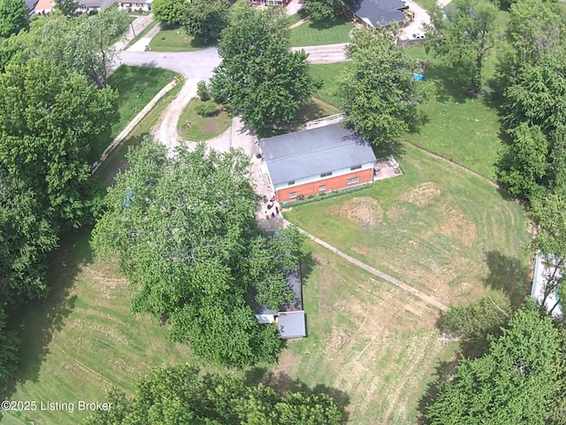 7704 Edna M Rd, Louisville, KY 40258