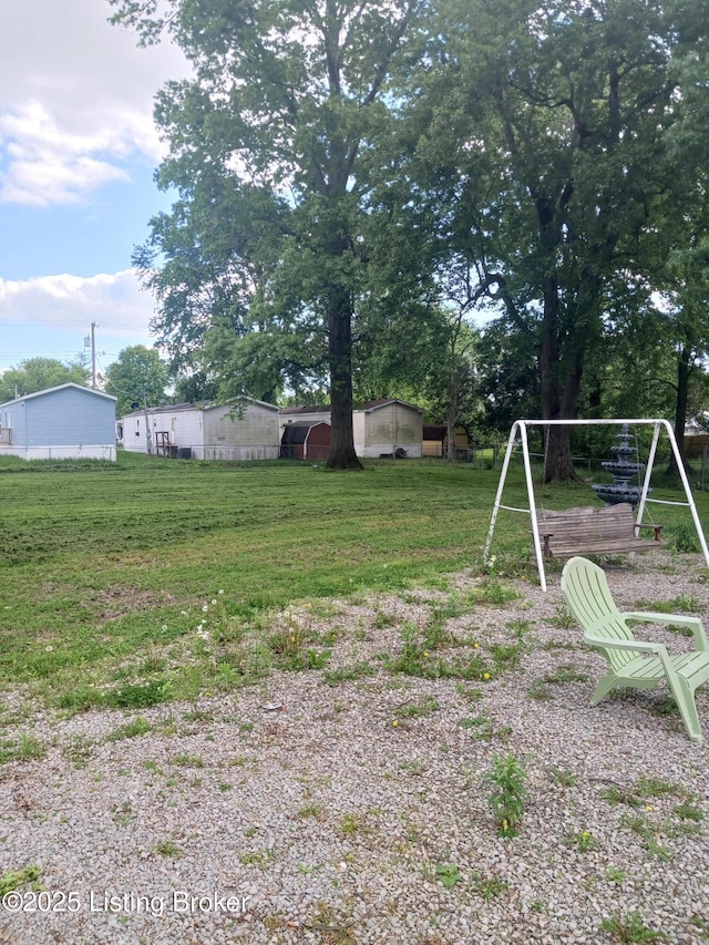 7704 Edna M Rd, Louisville, KY 40258