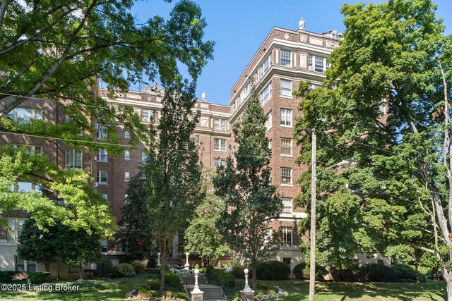 1412 Willow Ave Unit 69, Louisville, KY 40204 - view of apartment building / complex