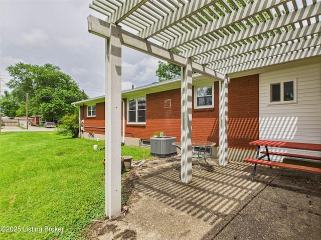 4212 David Ave, Louisville, KY 40215 - view of patio featuring cooling unit and a pergola