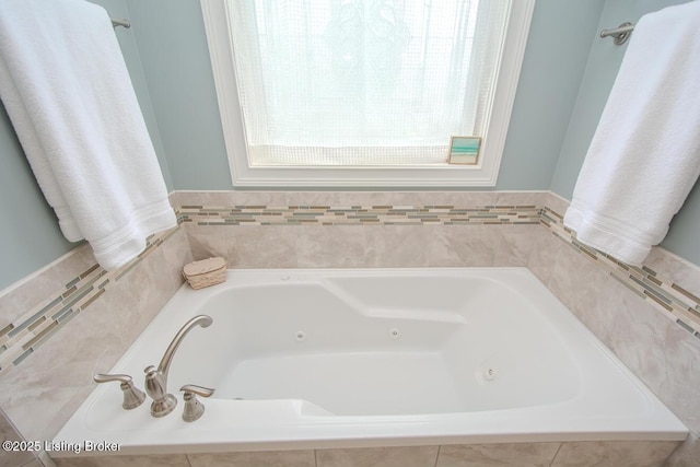 18705 Weymuth Ln, Louisville, KY 40245 - full bathroom featuring a tub with jets