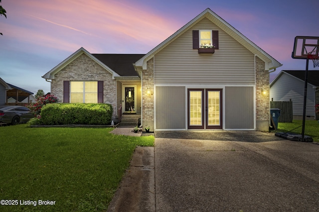 267 Stellar Dr, Shepherdsville, KY 40165 - traditional-style home with a front lawn and brick siding