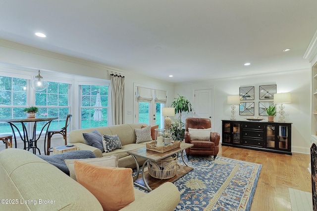 801 Shady Ln, Anchorage, KY 40223 - living room featuring ornamental molding, wood finished floors, and recessed lighting