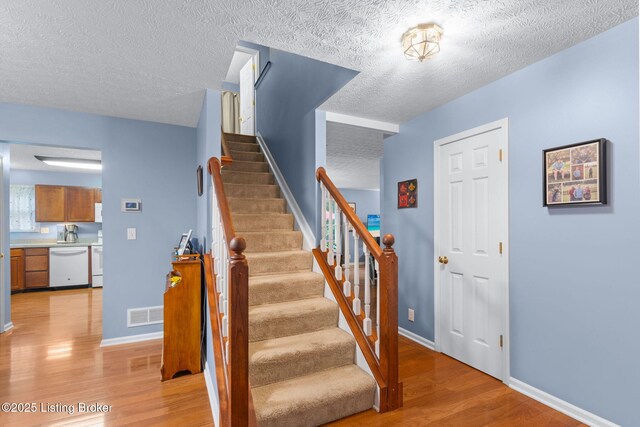 9400 River Trail Dr, Louisville, KY 40229 - photo 17