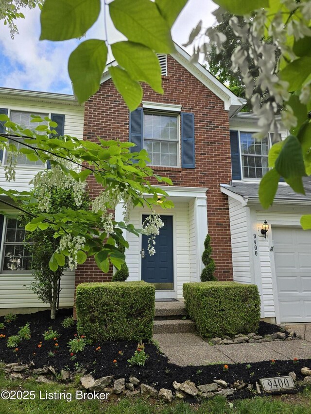 9400 River Trail Dr, Louisville, KY 40229 - photo 2
