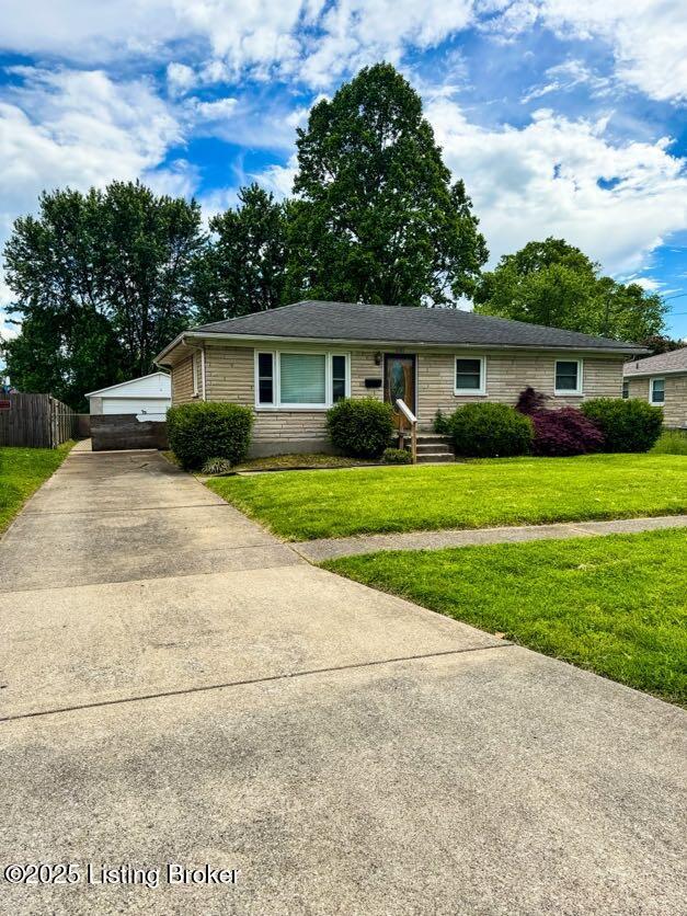 6302 Casper Dr, Louisville, KY 40258 - ranch-style home with a garage
