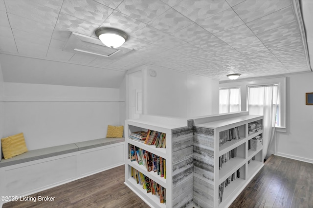 1433 Indiana Ave, Louisville, KY 40213 - hallway featuring wood finished floors and baseboards