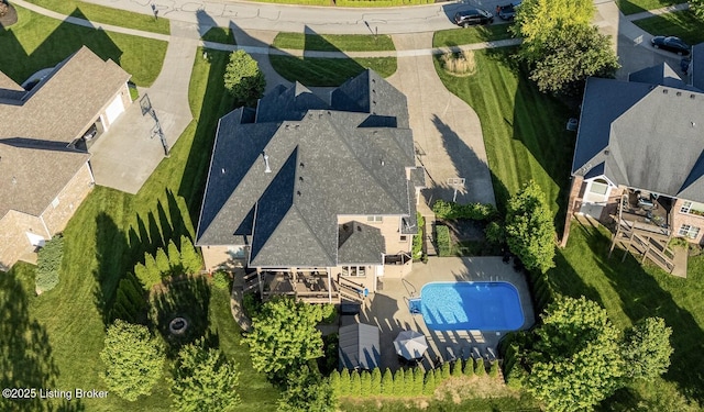 drone / aerial view of a pool area