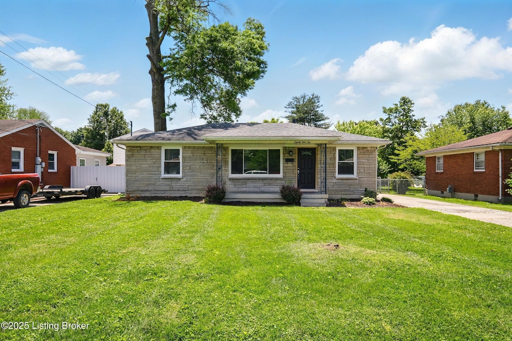 2410 Waco Ct, Louisville, KY 40216 - photo 1