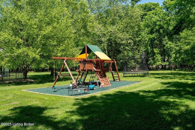 11308 Bodley Dr, Louisville, KY 40223 - view of jungle gym
