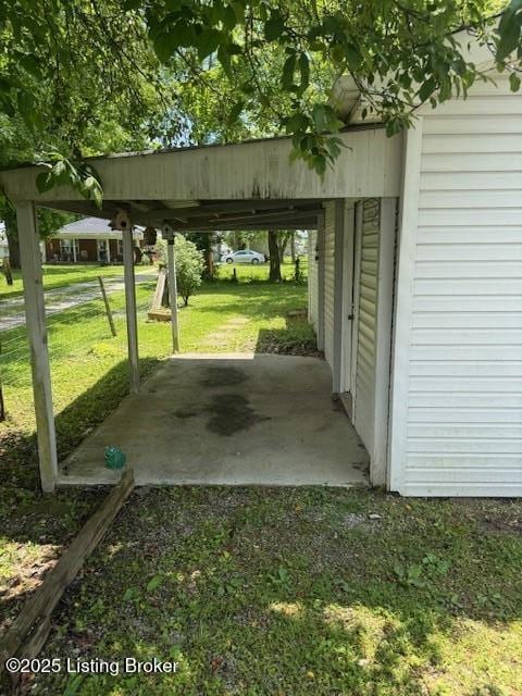 229 Beech Grove Rd, Shepherdsville, KY 40165 - view of parking