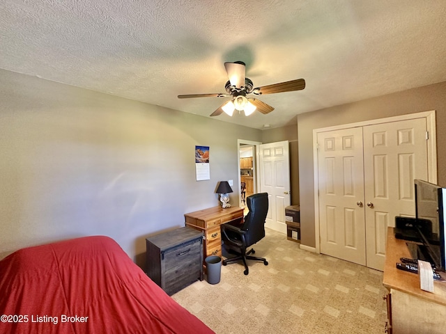 744 Bear Creek Rd, Leitchfield, KY 42754 - office area featuring a ceiling fan, light colored carpet, a textured ceiling, and baseboards