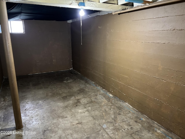 2809 Wyandotte Ave, Louisville, KY 40210 - view of below grade area