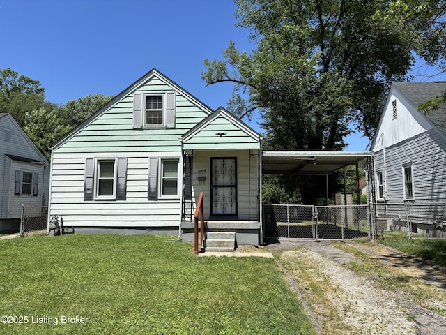 2809 Wyandotte Ave, Louisville, KY 40210 - view of front of house with dirt driveway and a carport
