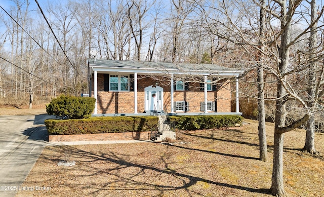 263 Hampton Rd, Brandenburg, KY 40108 - bi-level home with brick siding