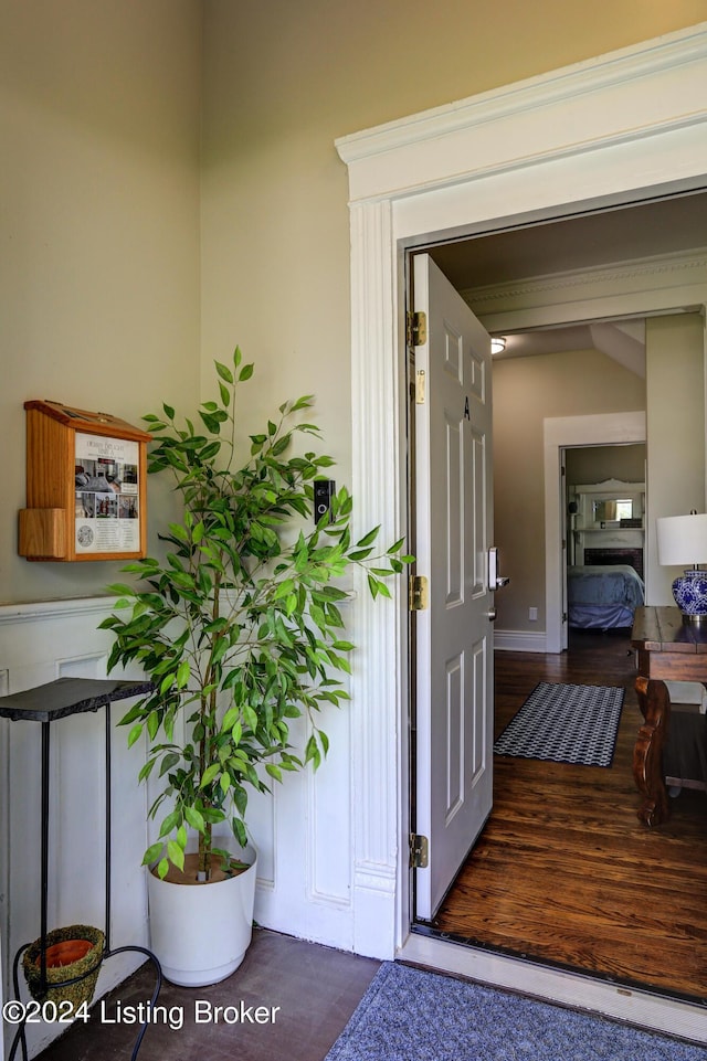 2935 S 3rd St, Louisville, KY 40208 - view of property entrance
