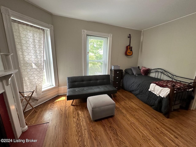 2935 S 3rd St, Louisville, KY 40208 - bedroom featuring wood finished floors, ornamental molding, and baseboards