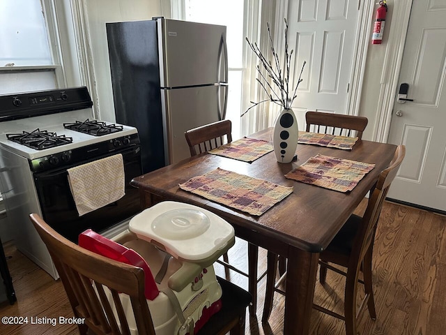 2935 S 3rd St, Louisville, KY 40208 - dining room with wood finished floors