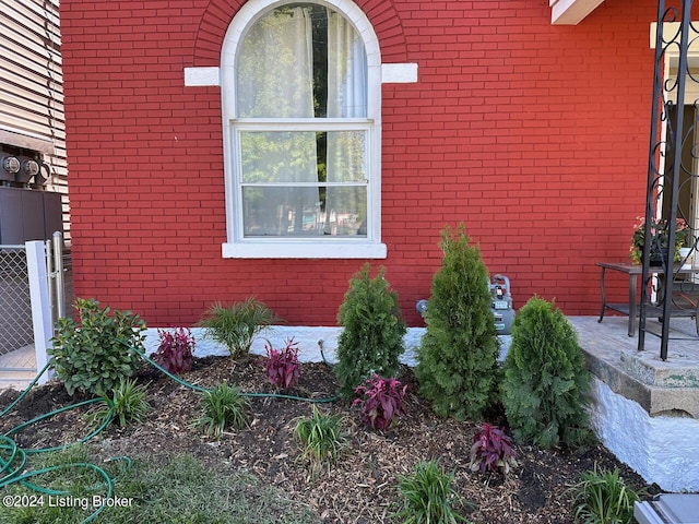 2935 S 3rd St, Louisville, KY 40208 - view of side of property featuring brick siding