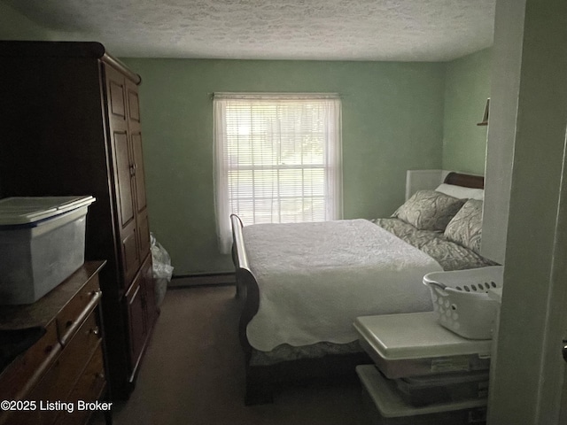 105 Hurstland Ct, Bardstown, KY 40004 - bedroom featuring a textured ceiling and dark carpet