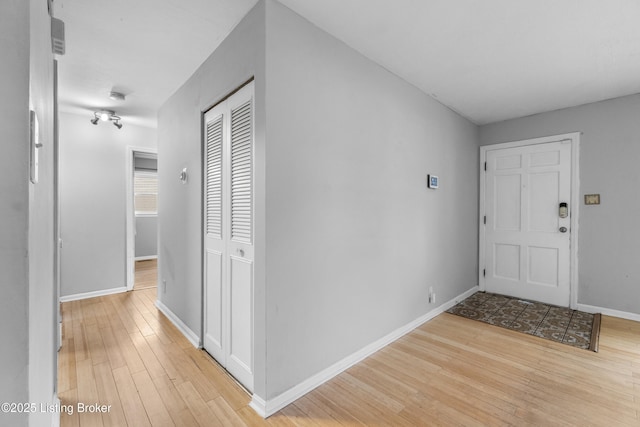 9201 Walhampton Ct, Louisville, KY 40242 - entryway featuring light wood-style flooring and baseboards