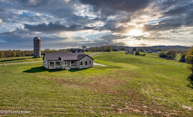 449 S Stallard Dr, Shelbyville, KY 40065 - back of property featuring a lawn and stone siding