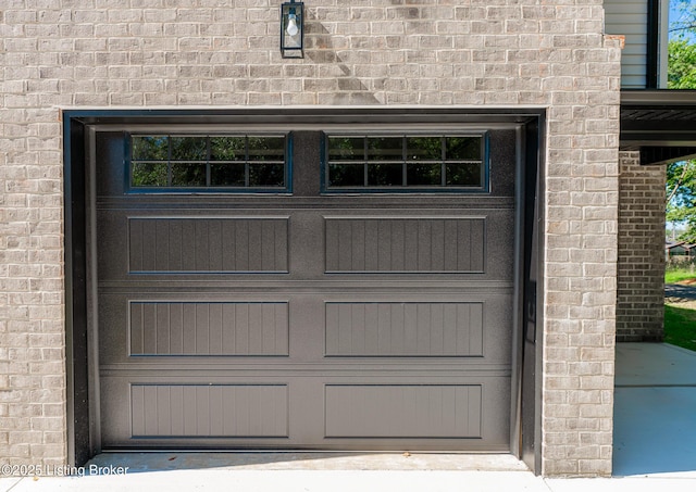 114 N Elm Grove Ave, Bardstown, KY 40004 - view of garage