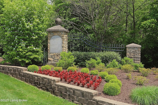 6211 Perrin, Crestwood, KY 40014 - view of community / neighborhood sign