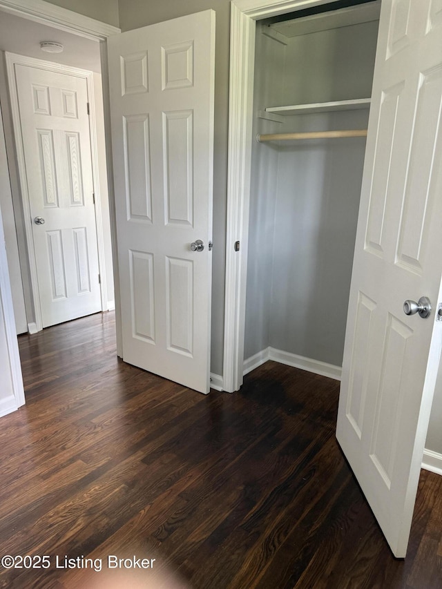 254 Greenbriar Ln, Louisville, KY 40229 - view of closet