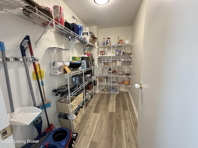 8005 Grandmeadow Ln, Louisville, KY 40258 - view of storage