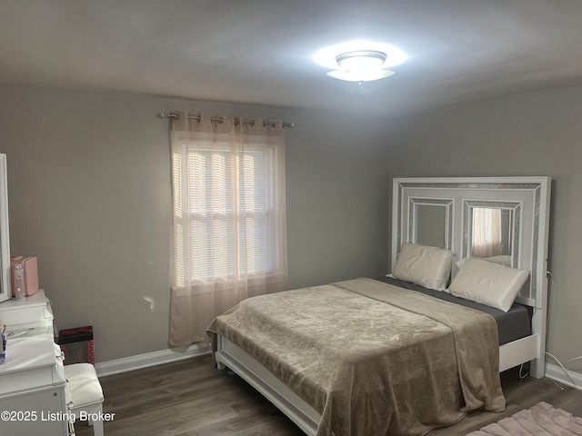 4908 Hillview Dr, Louisville, KY 40258 - bedroom with wood finished floors and baseboards