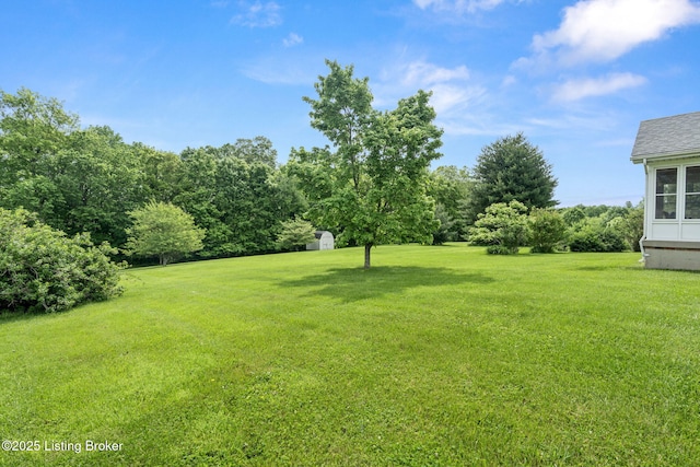 2434 Eastwood Cir, Crestwood, KY 40014 - view of grassy yard