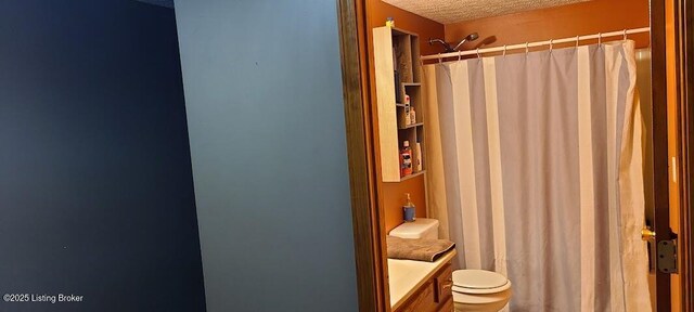 7 Dylan Ln, Upton, KY 42784 - full bathroom with a textured ceiling, toilet, a shower with curtain, and vanity