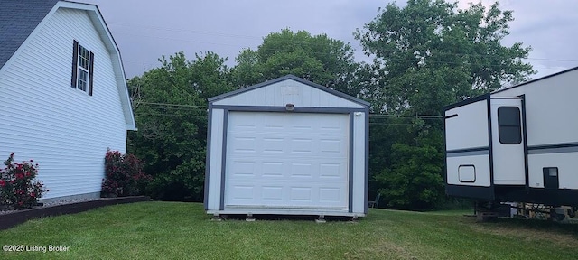 7 Dylan Ln, Upton, KY 42784 - view of garage