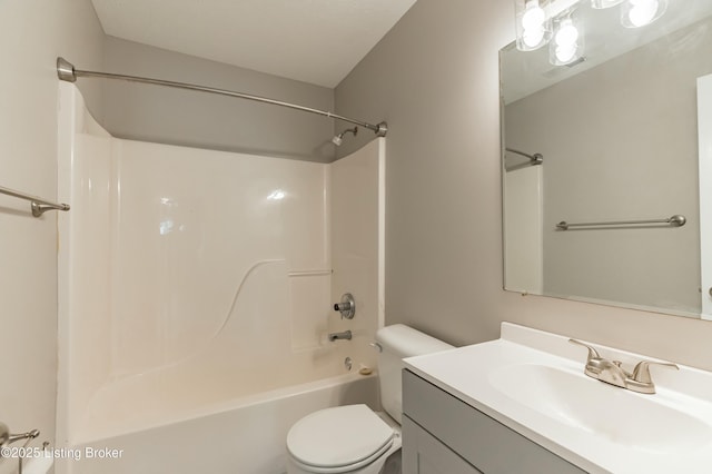 6713 Fenske Ln, Louisville, KY 40258 - full bathroom featuring toilet, vanity, and shower / bath combination