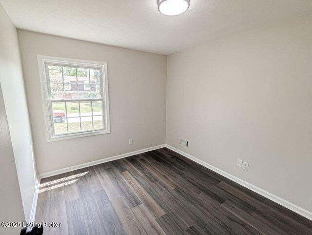 8506 Saurel Dr, Louisville, KY 40242 - photo 19
