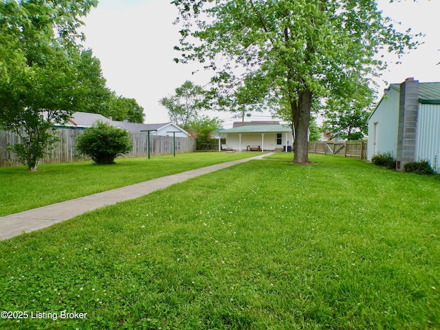 791 W Blue Lick Rd, Shepherdsville, KY 40165 - view of yard