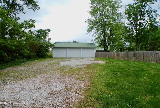 791 W Blue Lick Rd, Shepherdsville, KY 40165 - view of yard with an outdoor structure and a detached garage