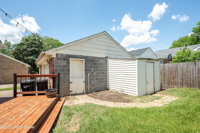 9901 Park Lake Cir, Louisville, KY 40229 - view of shed