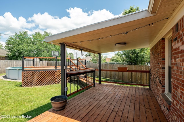 9901 Park Lake Cir, Louisville, KY 40229 - view of deck